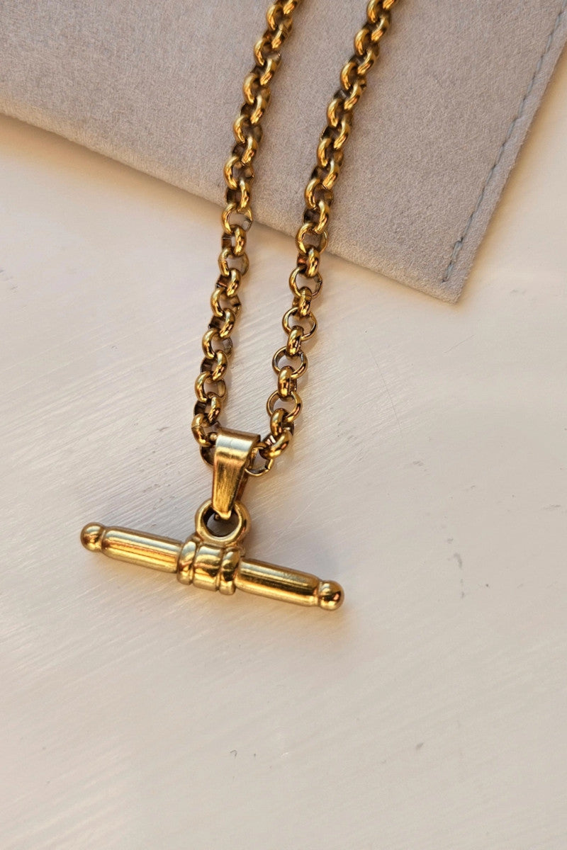 Misgraceful Vintage T Bar Gold Necklace